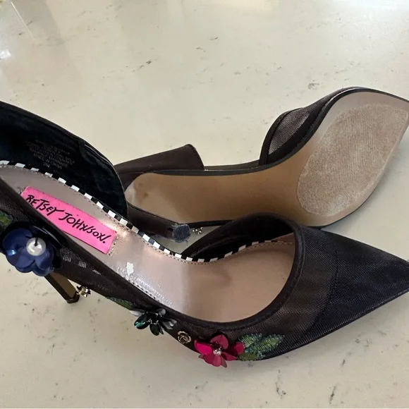 Betsey Johnson Black Floral Heels - Picture 4 of 6